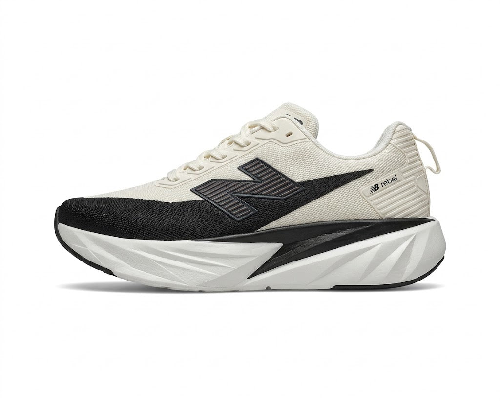 Tênis New Balance Rebel Branco e Preto — Maricatto Store